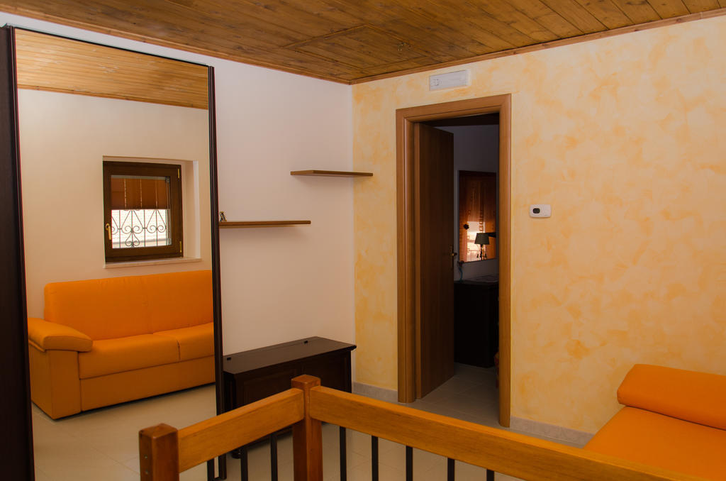B&B La Perla Nelle Dolomiti Castelmezzano Buitenkant foto