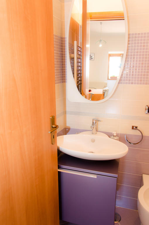 B&B La Perla Nelle Dolomiti Castelmezzano Kamer foto